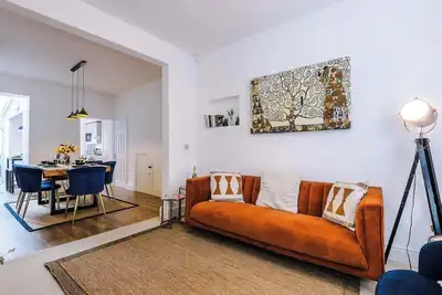 Image de Stylish 3-Bed City Centre Home, Private Parking!