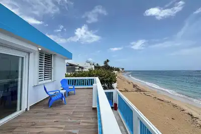 Image de Villa Rosy | Beachfront Family Home for up to 16