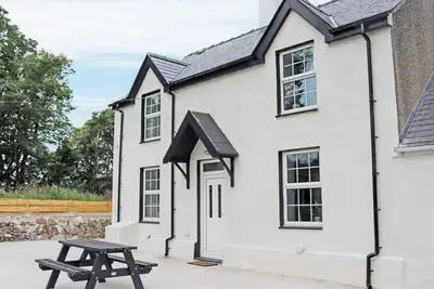 Image de 3 chambres à coucher à Llangefni