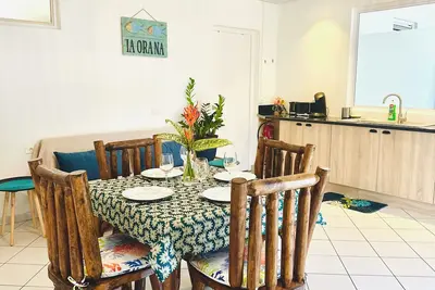 Image de Maison climatisée à 3 minutes de la plage.