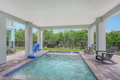 Image de Luxury Waterfront Home with Private Dock and Pool Manatee Cove at Hunters Point