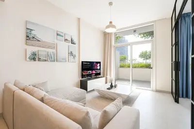 Image de Stylish 2br with Terrace | Collective Dubai Hills