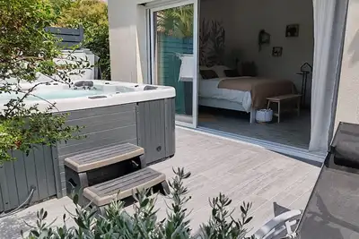 Image de Cottage Nature&Sérénité climatisé avec jacuzzi privatif 6 places