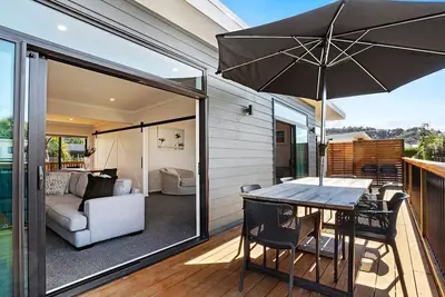 Image de Savor Nature's Luxury at the Bay of Plenty: Glamping Beyond Your Imagination in New Zealand