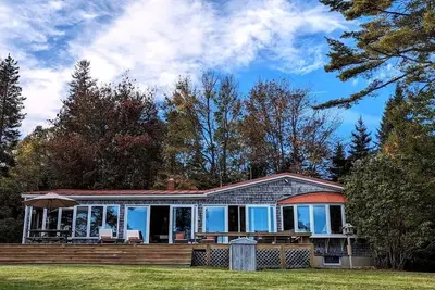 Image de Stunning Oceanfront Ranch Cottage with Private Beach & Fire Pit Near Acadia National Park, Gouldsboro Maine