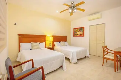 Image de Spacious Double Bedroom | Pool, Gym & Terrace