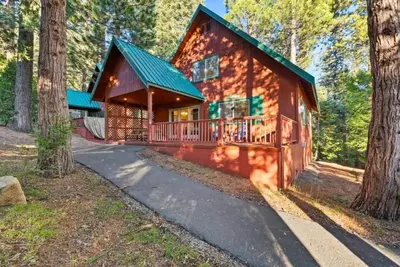 Image de Cabins at Strawberry ~Lupine 5 min Lake & Skiing