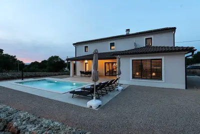 Image de Villa Aury – Modern Villa with Private Pool & Ev Charger