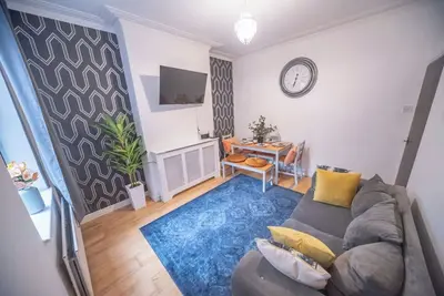 Image de Central Derby 4br Home for up to 10!