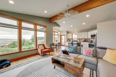 Image de Hot Tub & Puget Sound View! Whidbey Island Retreat