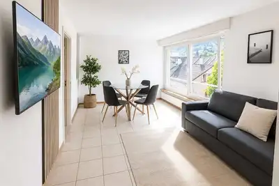Image de book2stay: Central Biel Apartment w/WiFi & modern Kitchen