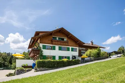 Image de Appartement « Kojen » avec vue sur la montagne, jardin commun et Wi-Fi