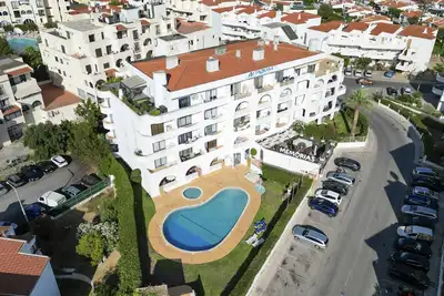 Image de #412 Apartment with Pool | 1br | Near Oura & the Beaches