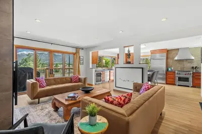 Image de The Muse | Art Studio | Mountain Views | Ac | Pets