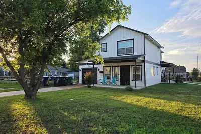 Image de Modern Okc Duplex | Close to Ou Med & Downtown
