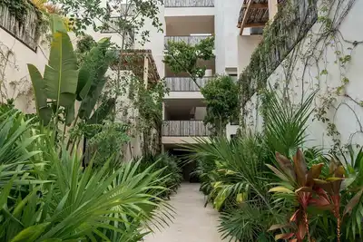 Image de 2-Story Penthouse w/Private Jacuzzi 5 Min Beach