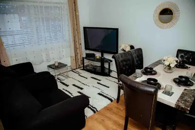 Image de Comfortable 3-Bed Home Fully Furnished