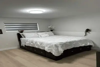 Image de Ivory House. Modern, cozy & premium comfort.