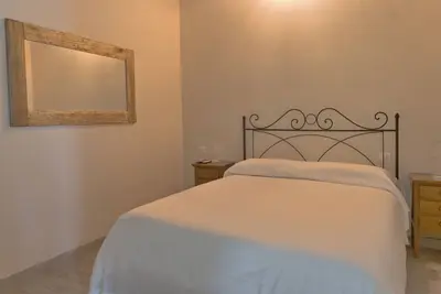 Image de Modern 60 square meters: bedroom, living room, kitchen, sofa bed