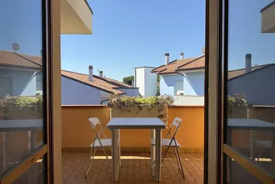 Image de S376 - Sirolo, three-room apartment with a furnished balcony and parking space.