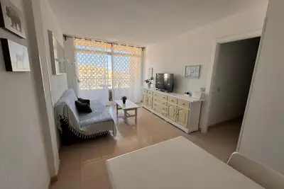 Image de Appartement de vacances 'Alquilaencanarias-medano Lagos De' avec vue montagne, piscine et Wi-Fi