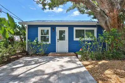 Image de New Listing! Adorable cottage in Laurel Park Neighborhood Downtown Sarasota