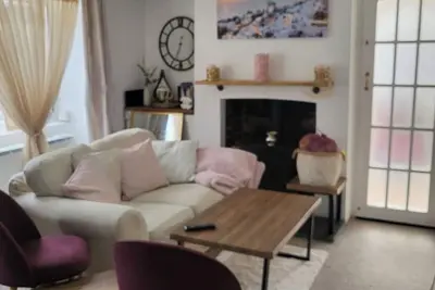 Image de Cottage Sleeps 2 plus 1 on mattress with Parking