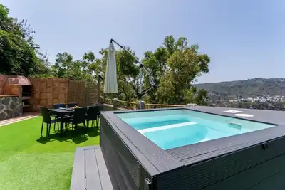 Image de Vivelorural casa Priya, pool and views