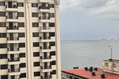 Image de ManilaBay Home condo offers you 2 bedrooms with balcony, gym, swimming pool.
