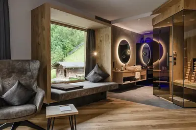 Image de Family Suite L (3–5 people), bathroom, toilet - Hotel Hubertushof