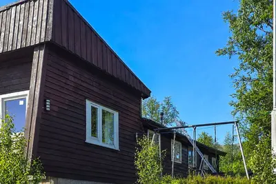 Image de 5 bedroom nice home in Norheimsund