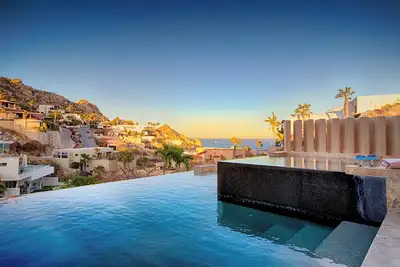 Image de Luxury Pedregal Villa Pairing with Stunning Ocean Views