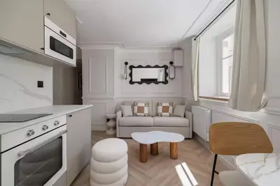 Image de PoeticStay - Louvre - Suite Banville