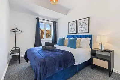 Image de Eastbourne Seaside Home | Parking for 2 | Sleeps 5