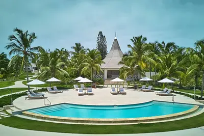 Image de 1 Bedroom w/ Ocean Views, Swimming Pools, & Near French Leave Beach