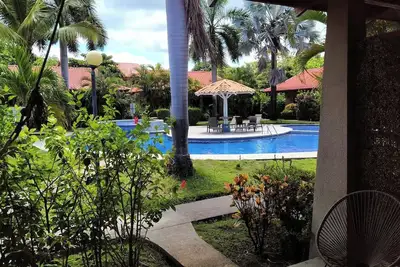 Image de Relax in this peaceful setting close to the beach