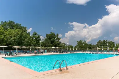 Image de Vacances Famille avec 4 Piscines, Tennis & Bowling