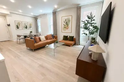 Image de High-End Center City 2 Bed & 2 Bath Apartment