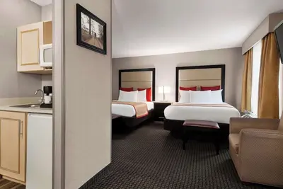 Image de Family-Friendly Suite Near Tanger Outlets – Just 1 Mile Away