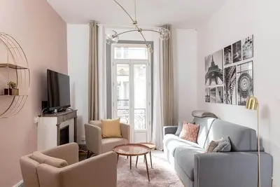 Image de Appartement avec terrasse En plein cœur de Lourdes