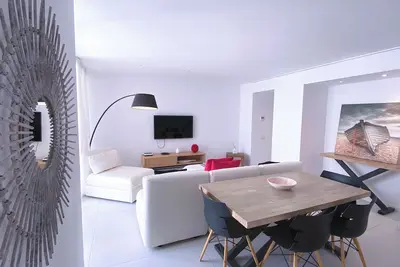 Image de 2-Bedroom Pool View Apartment at Rouge Marina Botafoc, Ibiza
