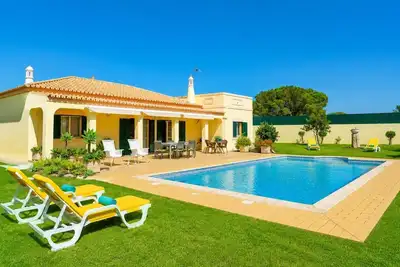 Image de Villa Green Palms - Trois Chambres Villa, Couchages 6