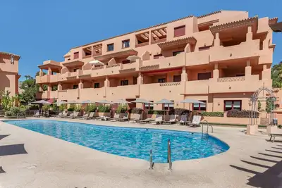 Image de Appartement « Altea Marbella » avec piscine partagée, Wi-Fi et climatisation