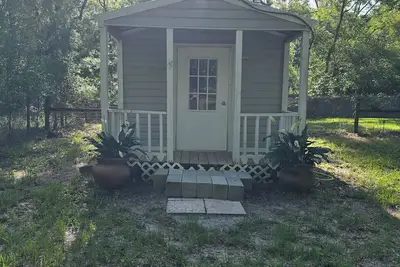 Image de Cozy Cottage at Dancin' Dogs in Newberry Fl. Dog friendly.