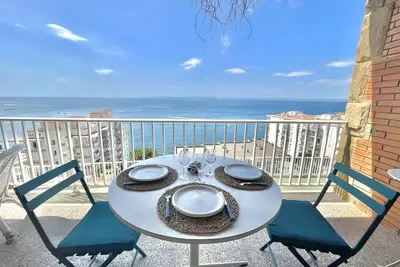 Image de Bel appartement près de la plage avec WiFi et parking privé à Roses