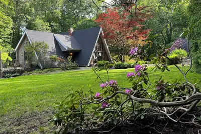 Luxury Cabin for 6 - Stream - Pond - Custom Kitchen
