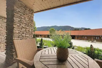 Image de Joli appartement dans une maison de vacances avec Tv, terrasse et animaux admis