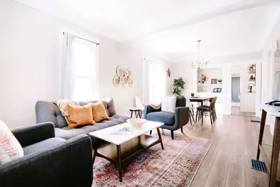 Image de Olde Town Ambler A Distinctive Walkable Retreat