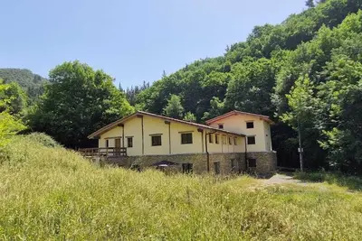 Image de Jentilbaratze: More Than Just a Country House. Multifunctional space surrounded by nature