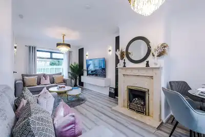 Image de Long Stays | 2 Bed | St Helens | Sleeps 5
